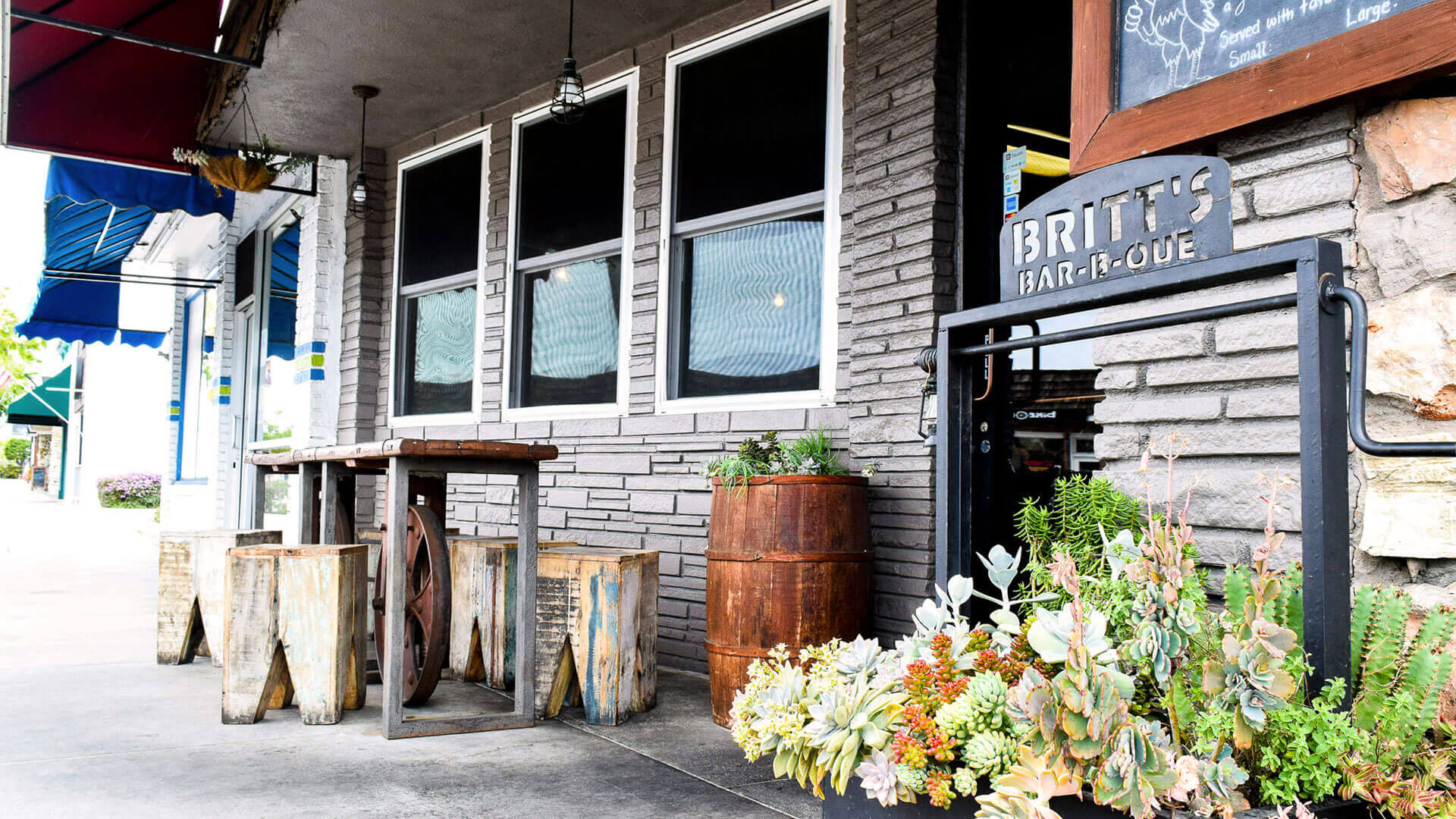 Britt's BBQ - Front of Restaurant Britt's BBQ - Front of Restaurant